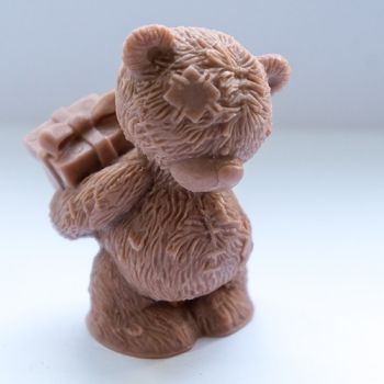Тедди с подарком 3D, форма для мыла силиконовая Силиконовые формы