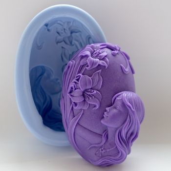 Девушка и цветы 1 2D, форма для мыла силиконовая