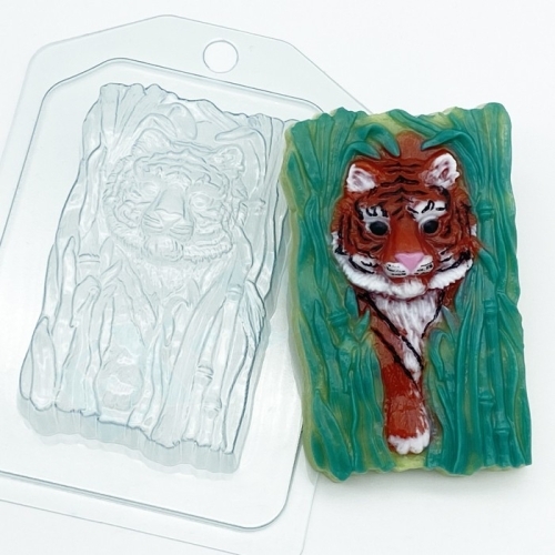 Тигр крадется из тросника, форма для мыла пластиковая Пластиковые формы
