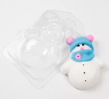 Снеговик в шапочке и шарфике, форма для мыла пластиковая Пластиковые формы